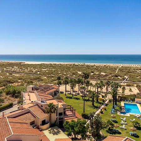 Praia Da Lota Beachfront Resort - Hotel & Apartments-3
